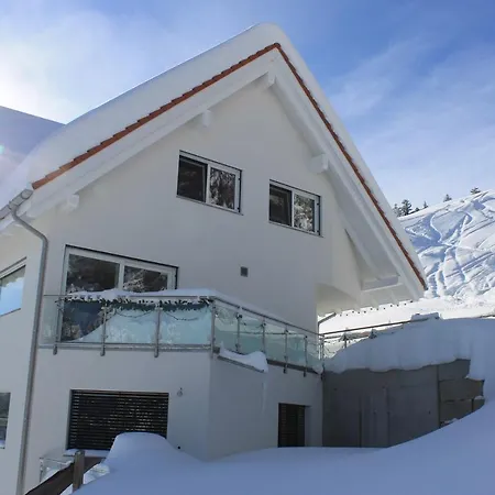 Moderne 3-zimmerwohnung, An Skipiste, Mit Aussicht