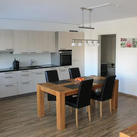 Apartment Moderne 3-zimmerwohnung, An Skipiste, Mit Aussicht